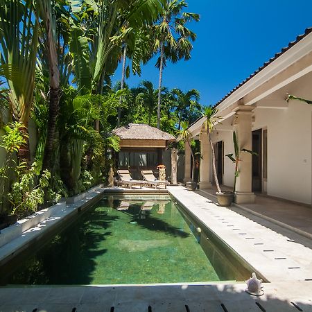 Bali Holiday Villas - La Playa Seminyak Esterno foto