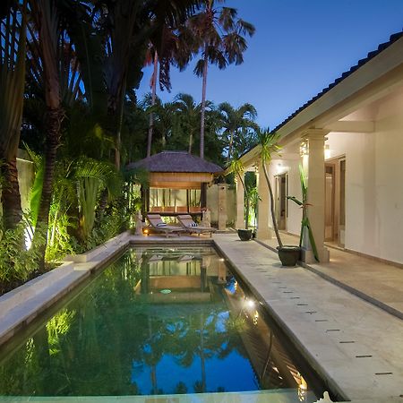 Bali Holiday Villas - La Playa Seminyak Esterno foto