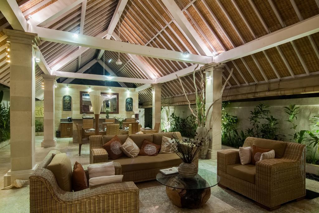 Bali Holiday Villas - La Playa Seminyak Esterno foto